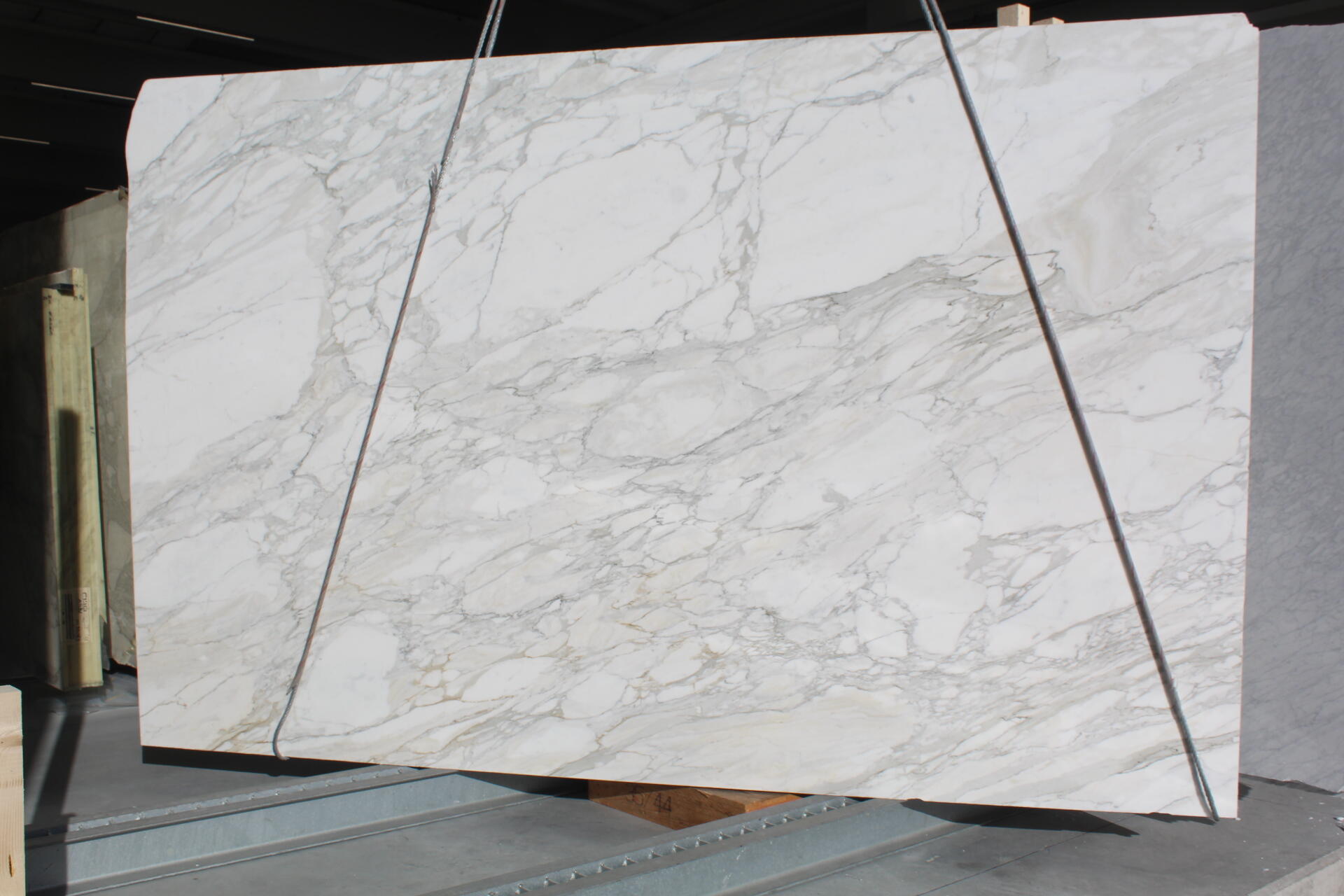 Calacatta Gold Premium Slab