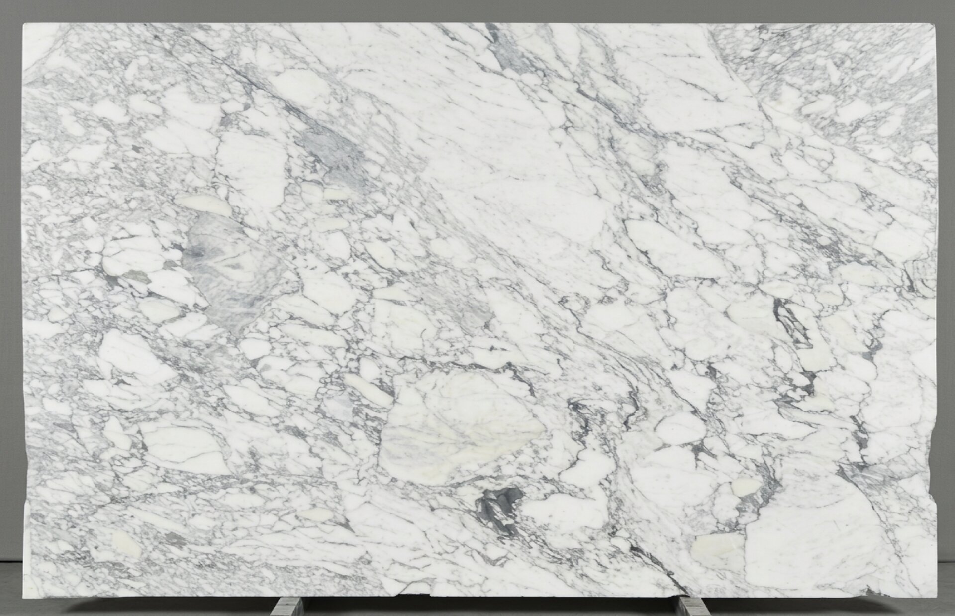 Calacatta Altissimo Slab