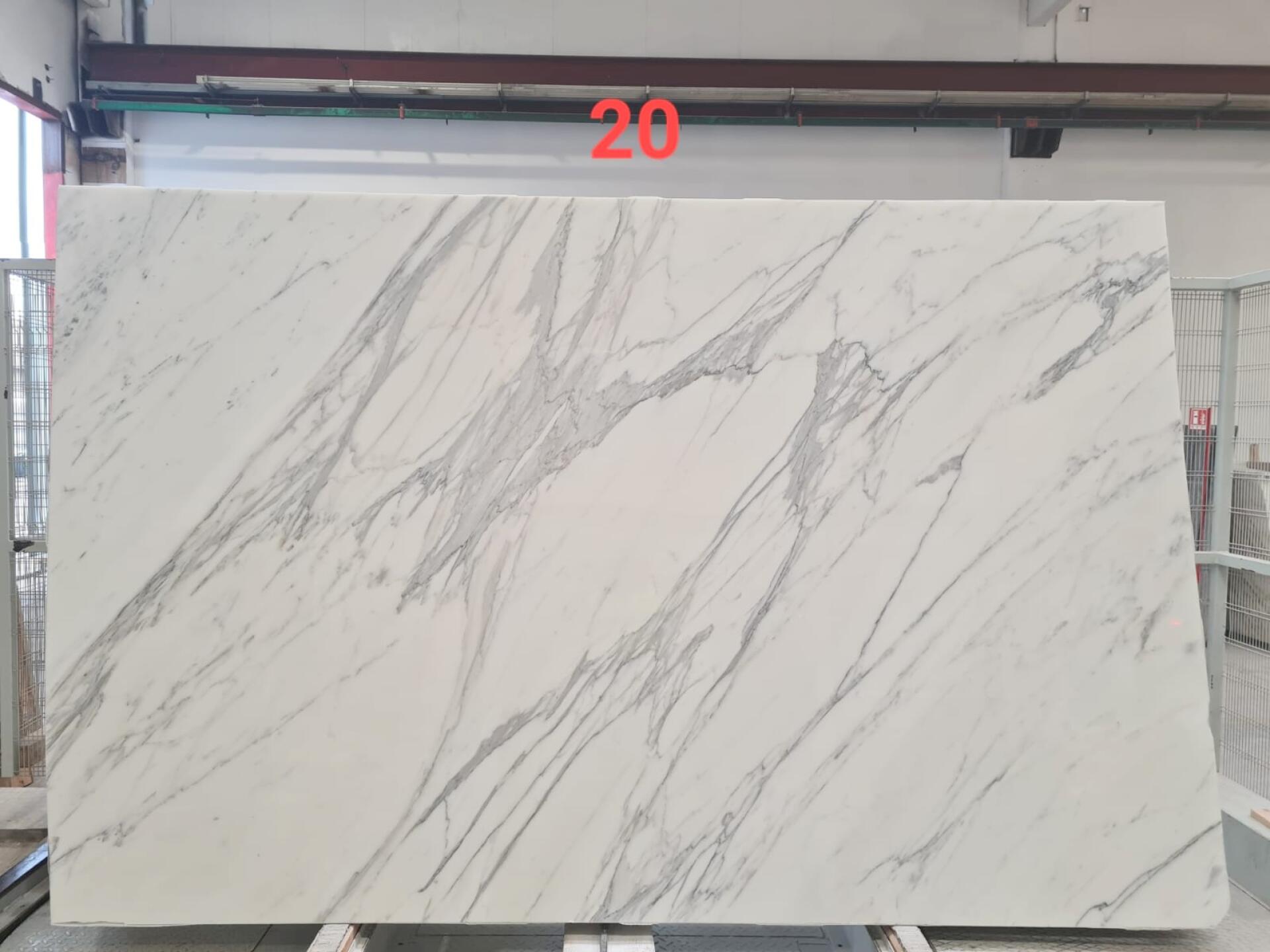 Calacatta Gold Super Extra Polished 2cm Slab
