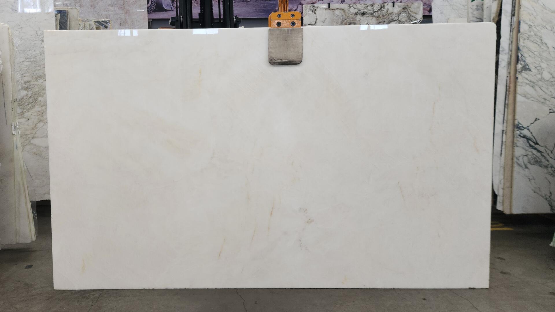Bianco Cristallo 2cm Slab