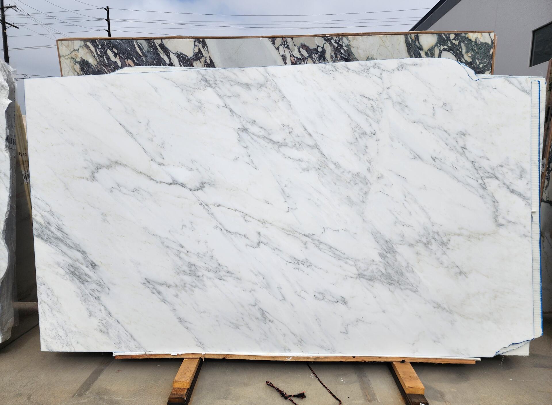 Calacatta Bella Slab