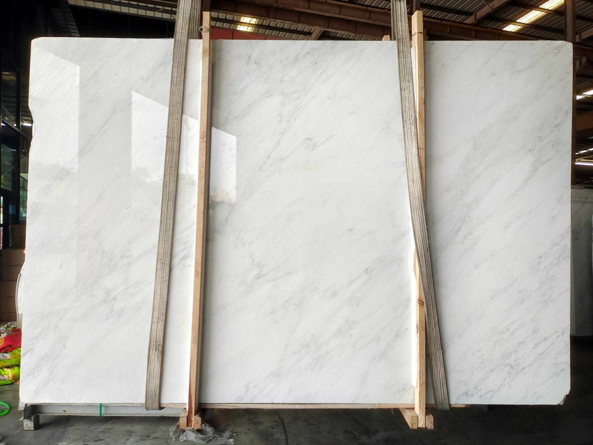 Calacatta Bella Slab