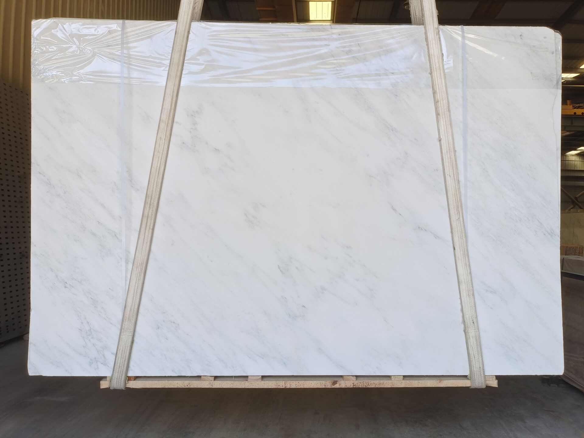 Calacatta Bella Slab