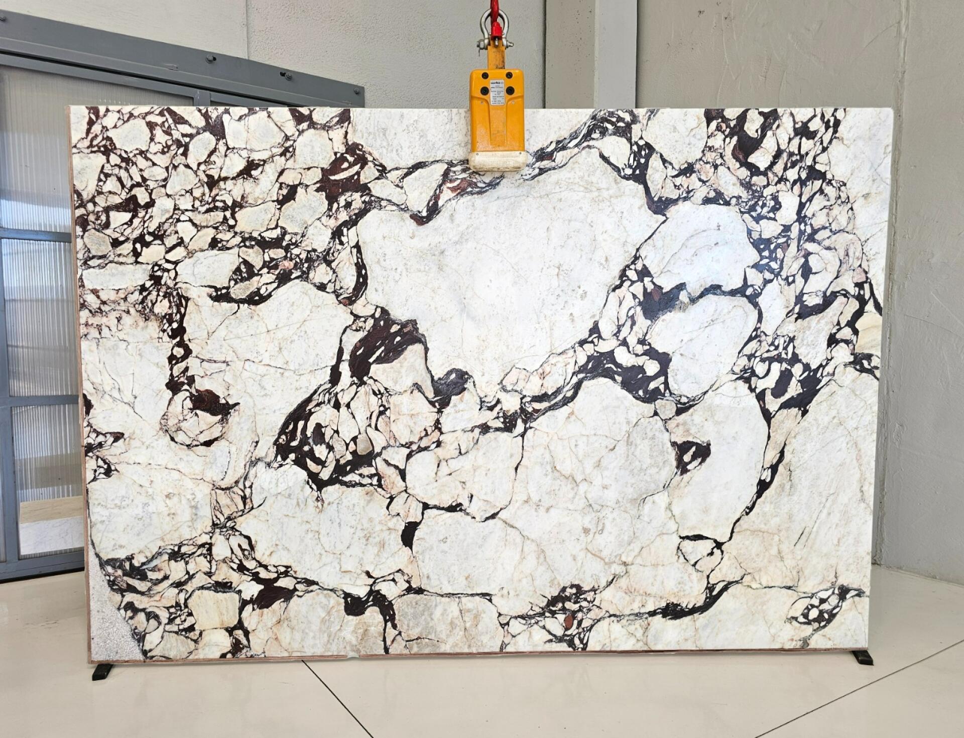 Calacatta Viola Extra 2cm Slab
