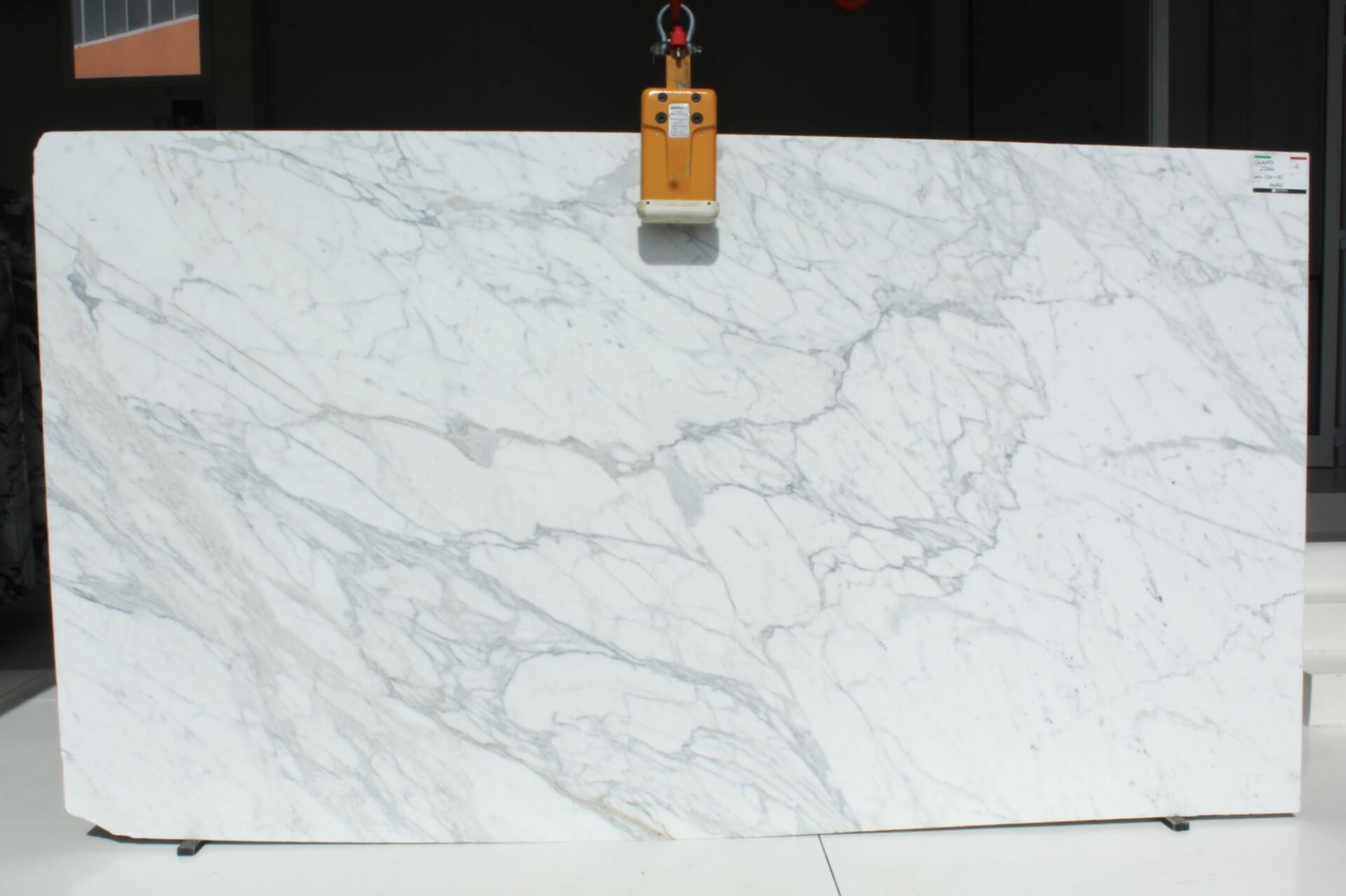 Calacatta Classico Honed 2cm Slab