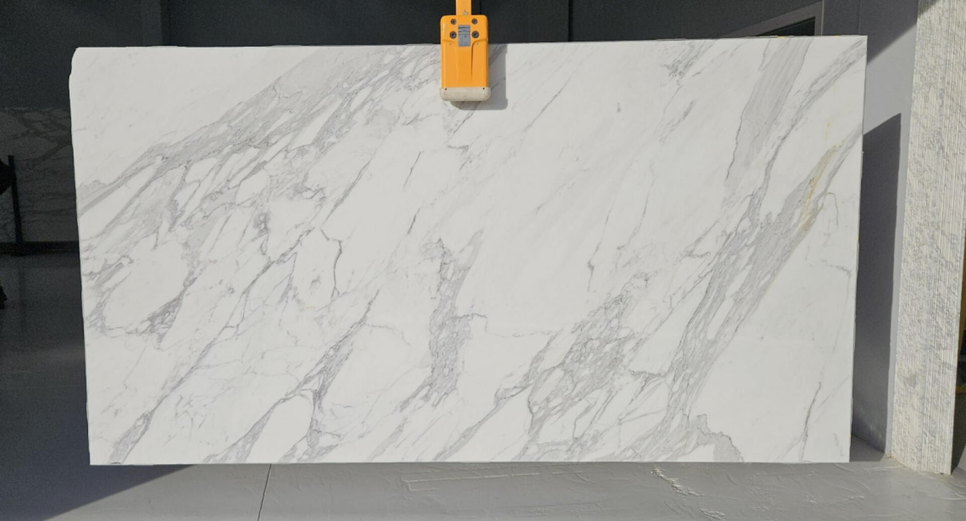 Calacatta Gold Premium Slab