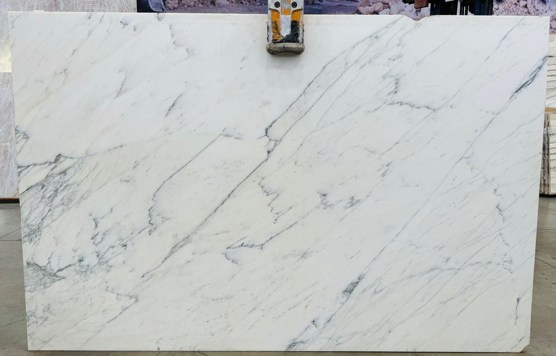 Calacatta Altissimo Honed 2cm Slab