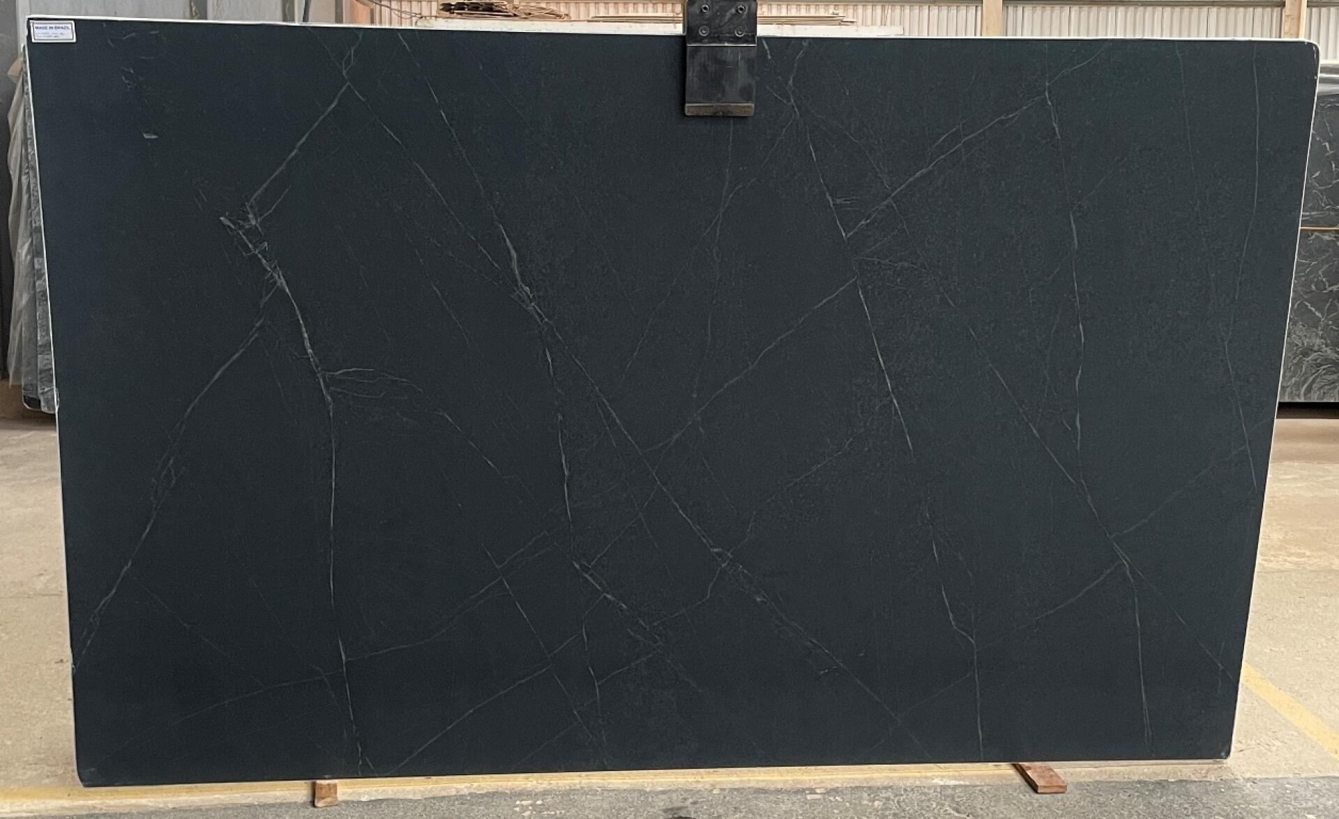 Saratoga Black Slab