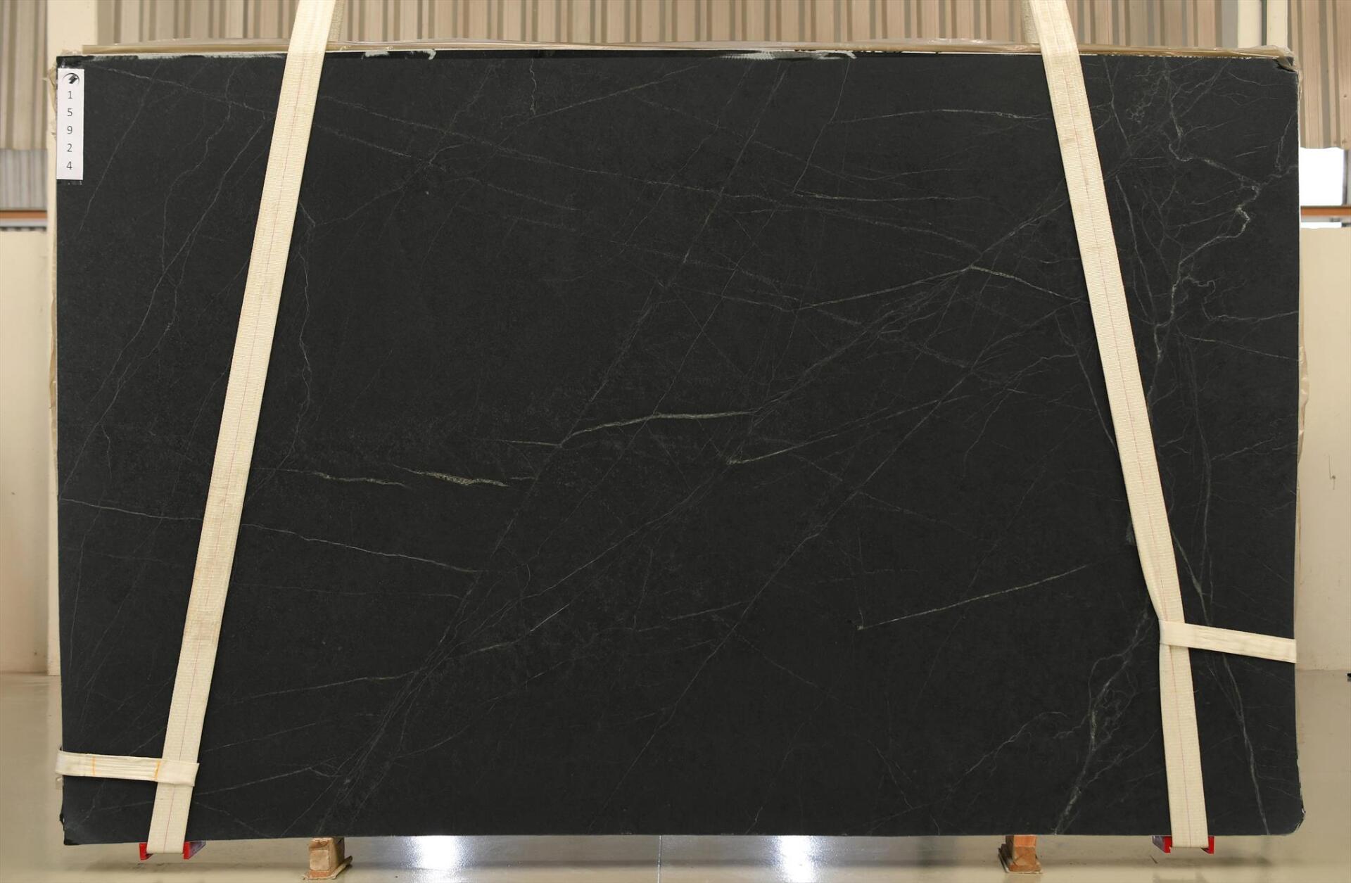 Saratoga Black Slab