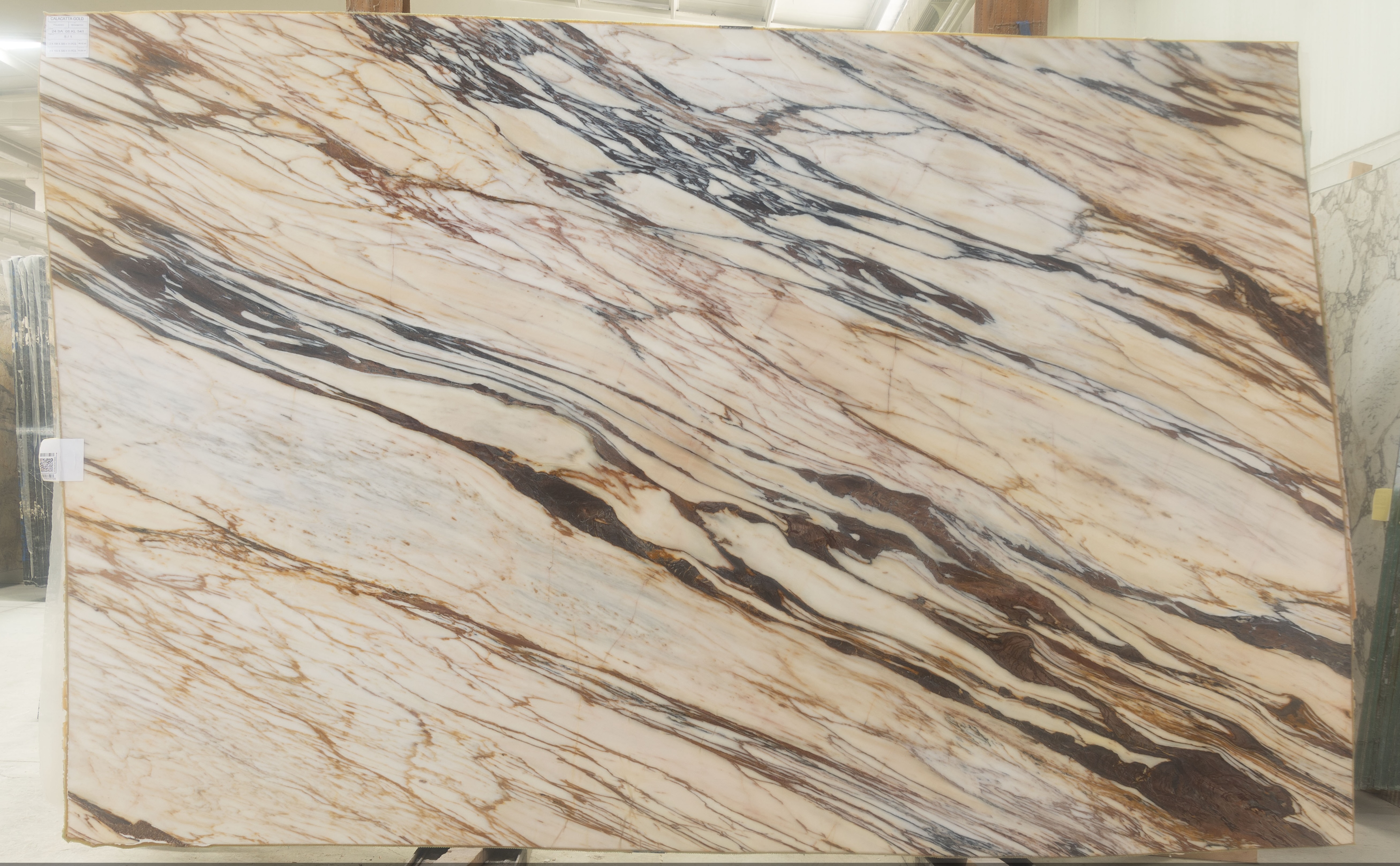 Calacatta Retro Polished Finsish 2cm Slab