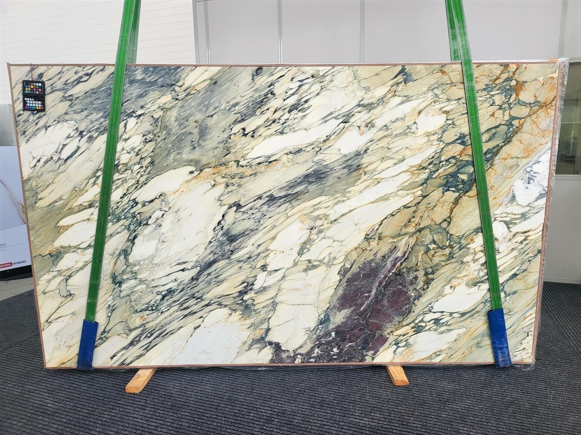 Calacatta Retro Polished Finsish 2cm Slab