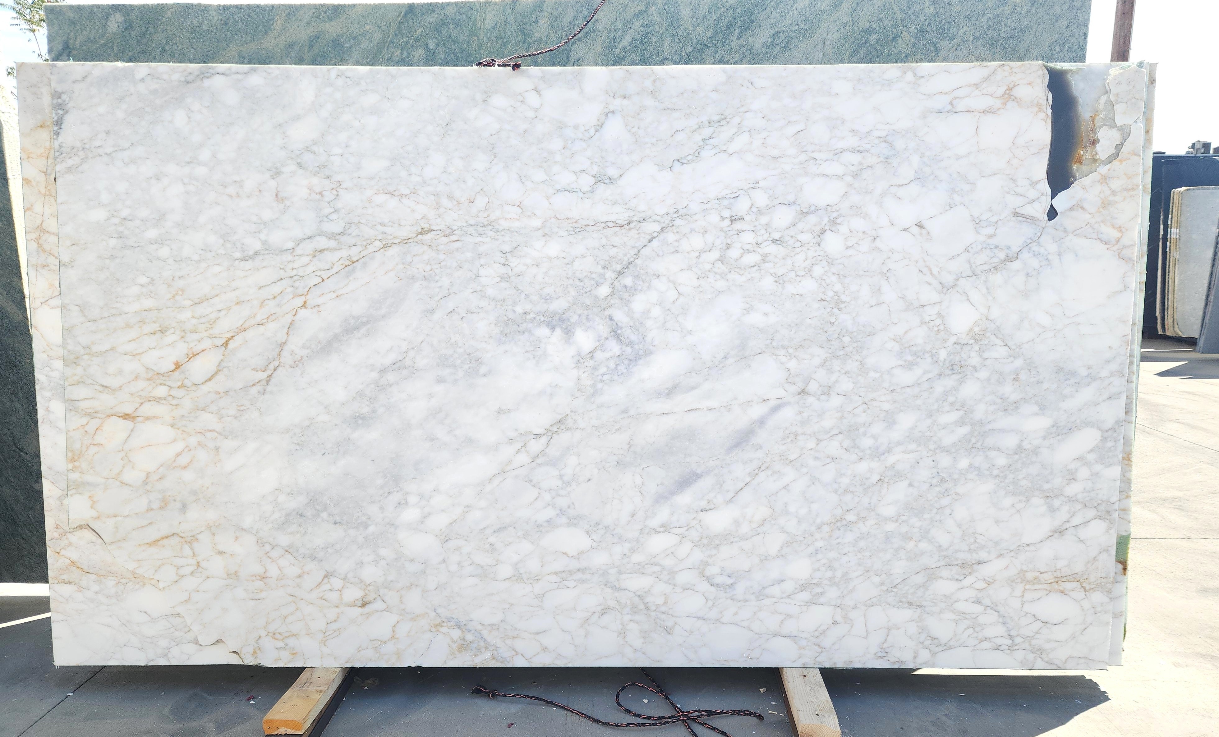 Calacatta Vagli Antico 2cm Slab