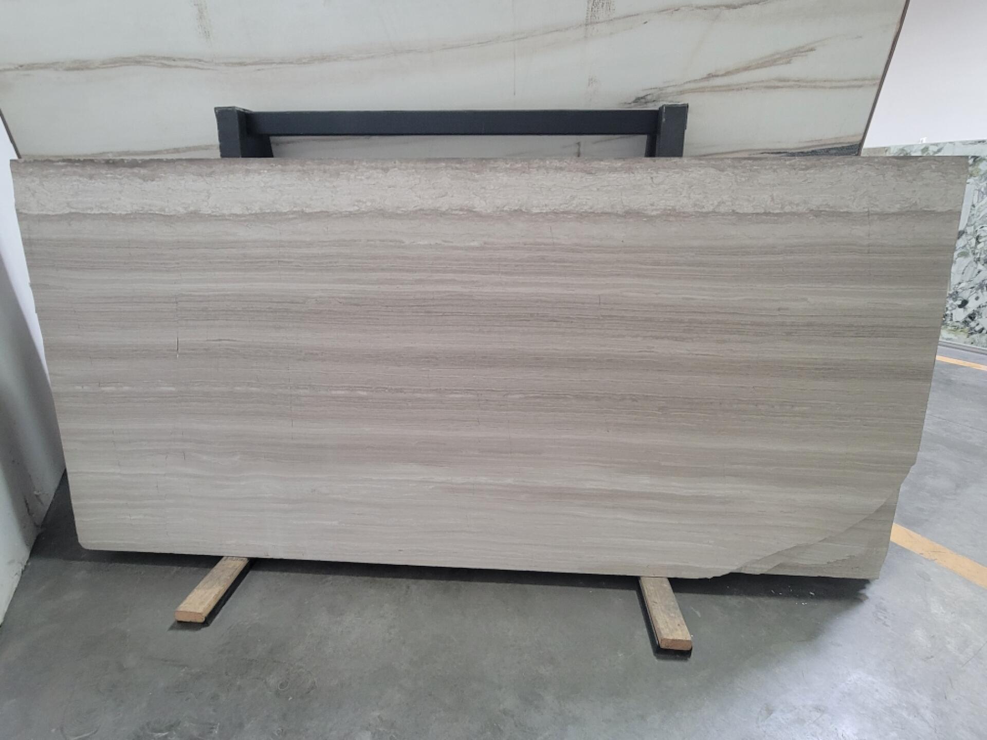 Latitude White Extra Polished 2cm Slab