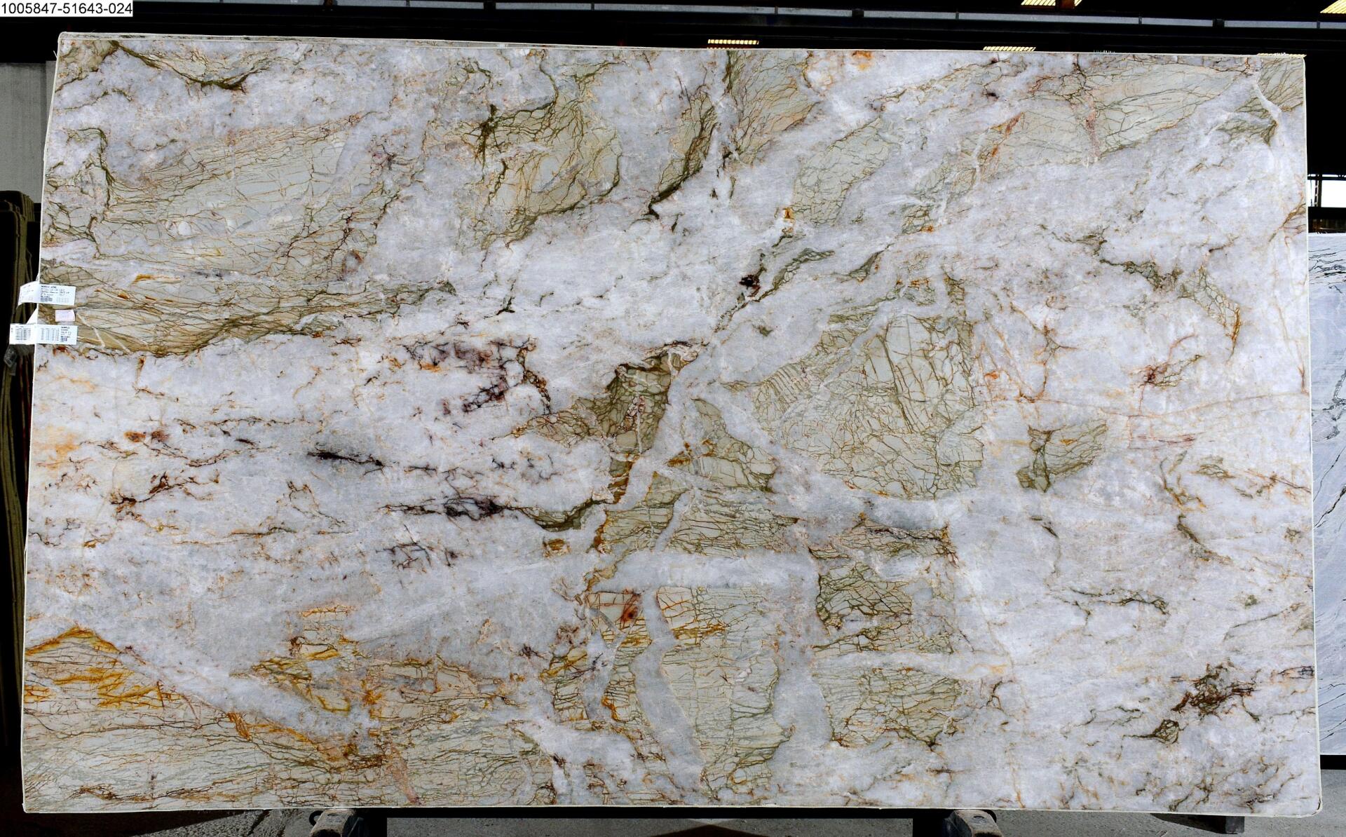 Montreux Quartzite 2cm Slab