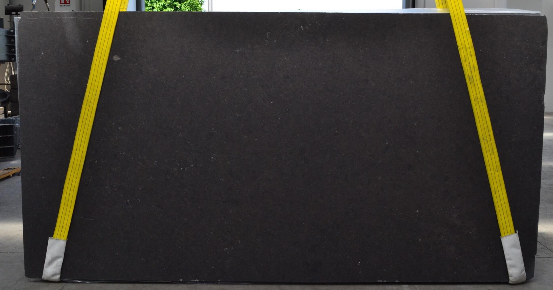 Petit Granit Honed/Leather 3cm Slab