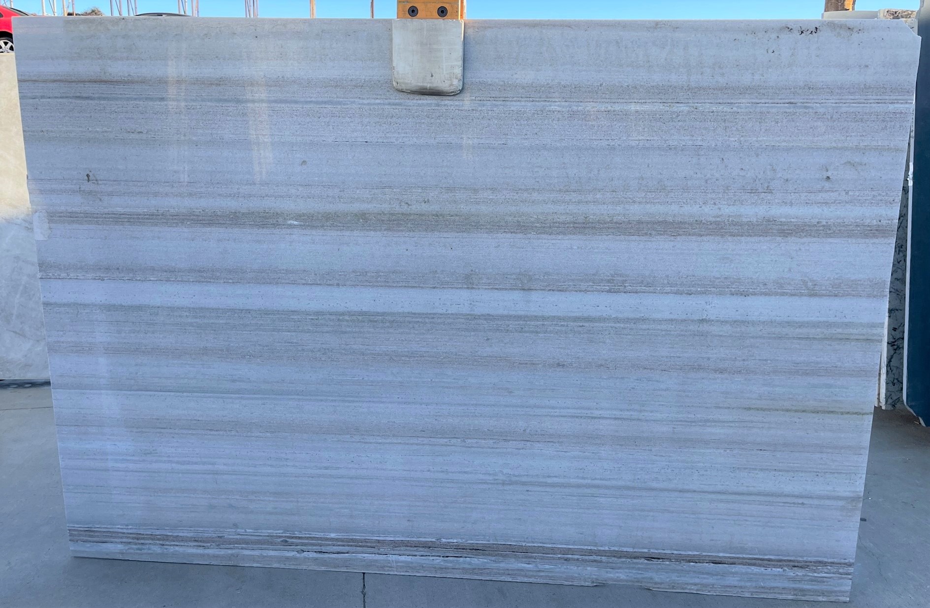 Rainbow White Slabs 2cm Slab