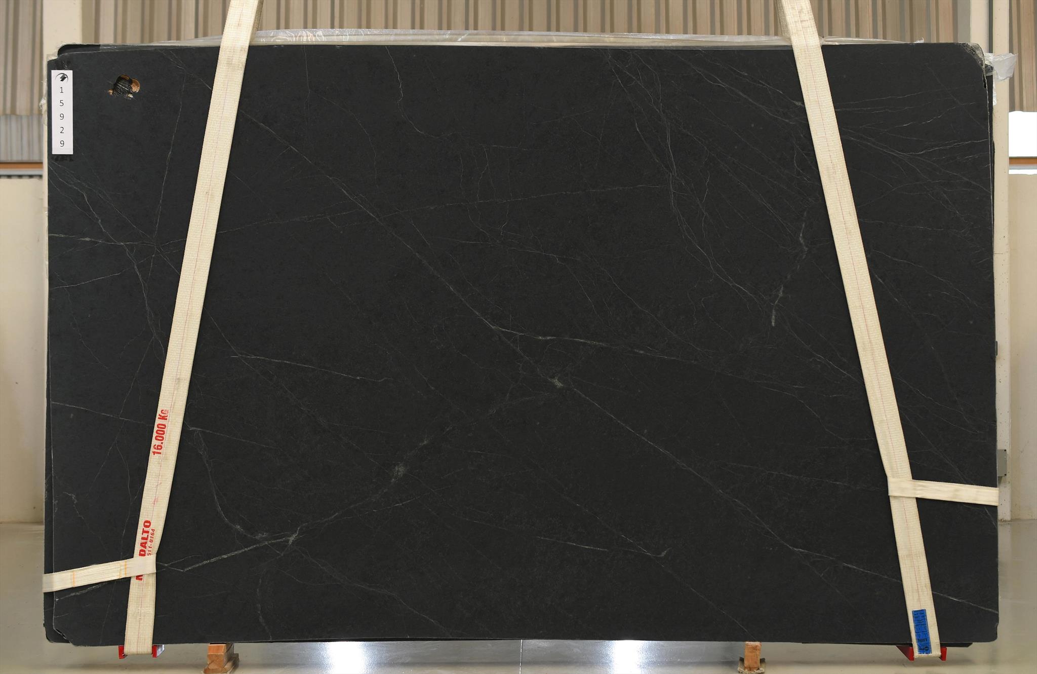Saratoga Black 1st Choice 2cm Slab