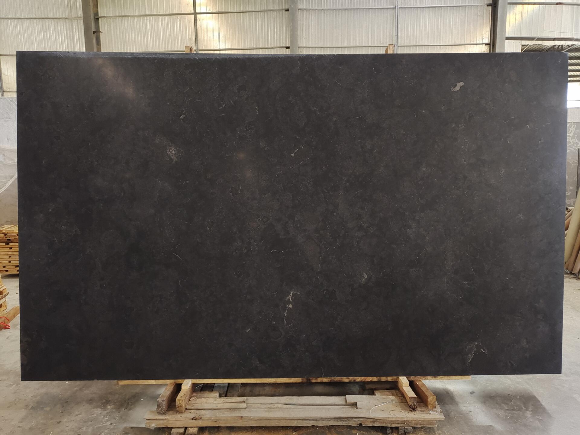 Pierre Noire Slab