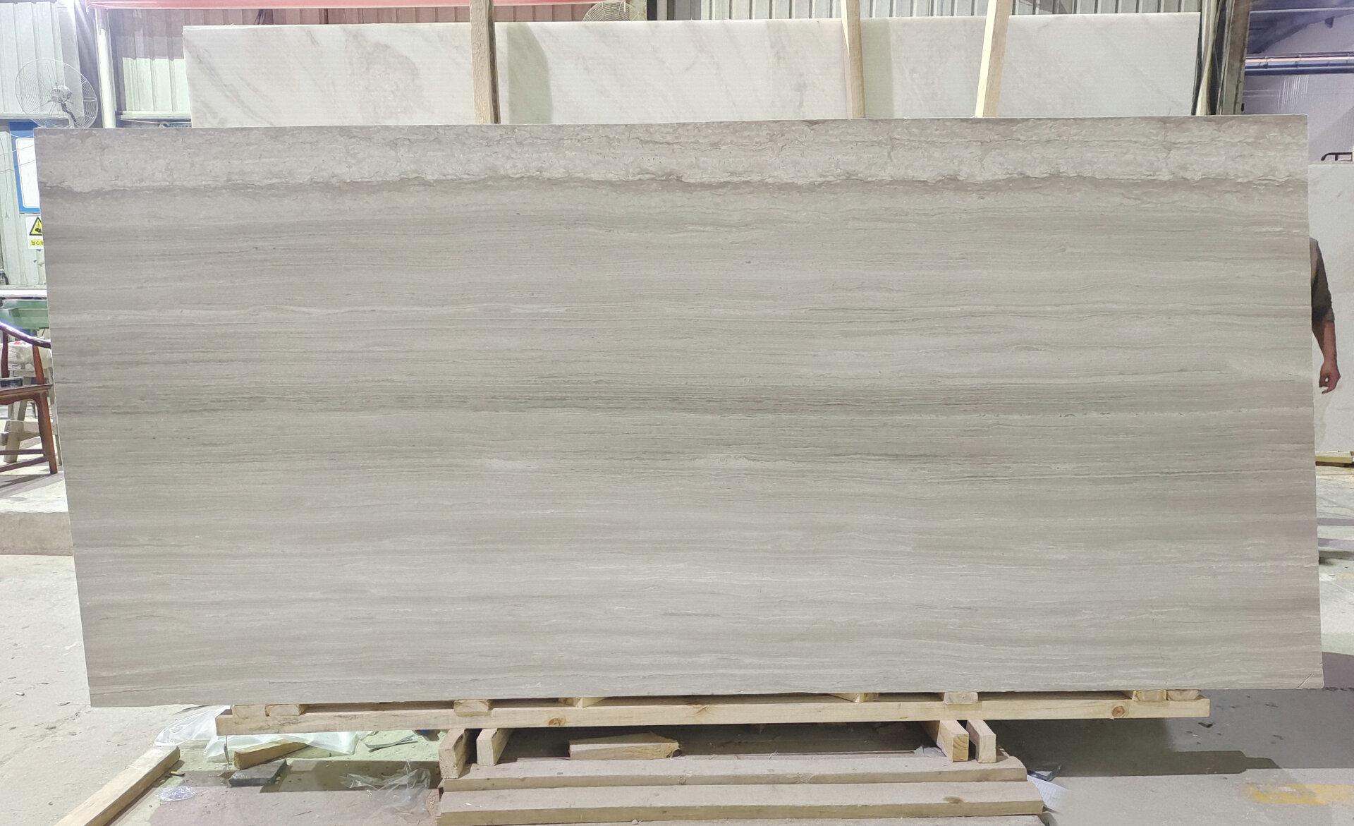 Latitude White Extra Polished 2cm Slab