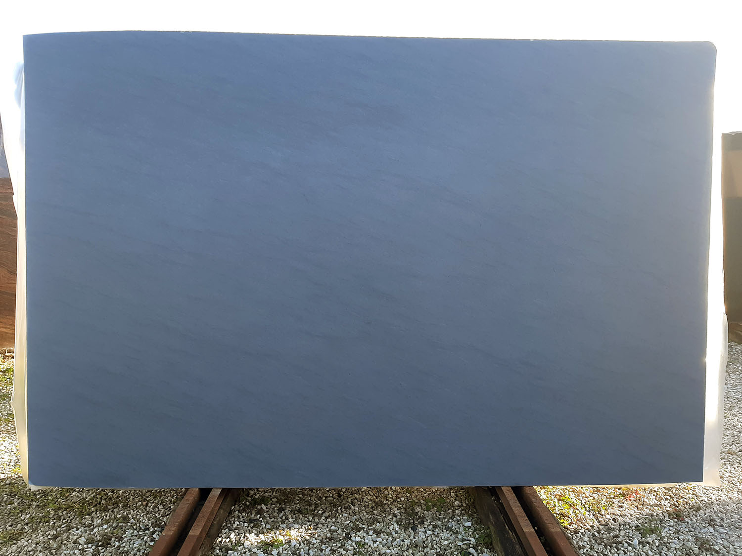 Black Vermont Honed 2cm Slab