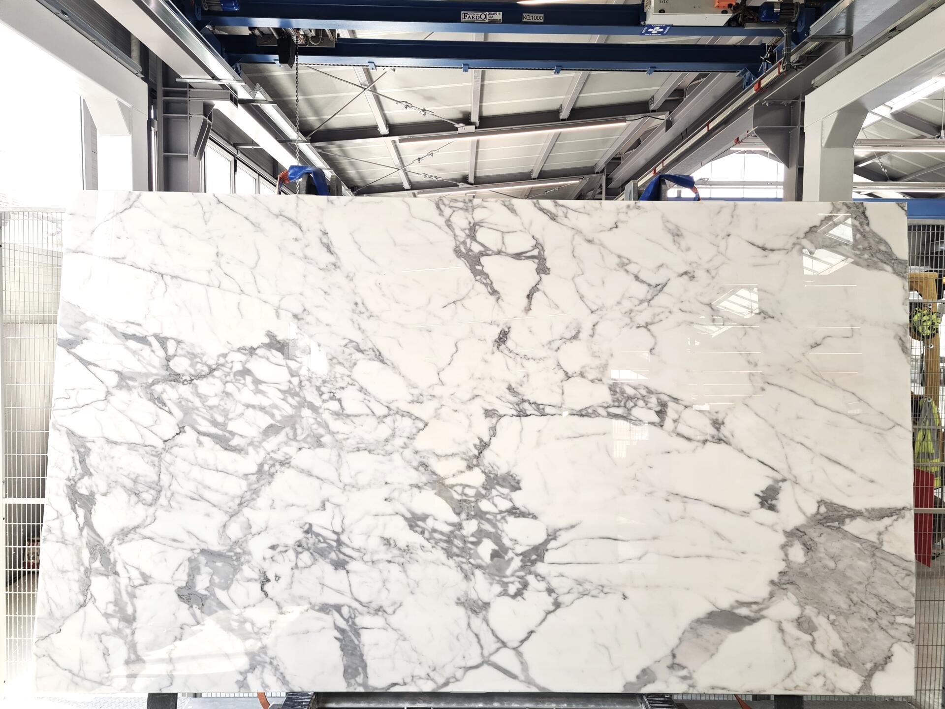 Statuario Extra Polished 2cm Slab
