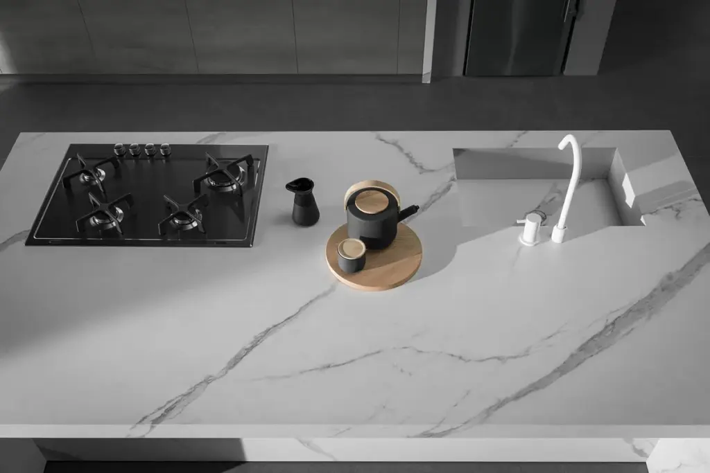 Extra Statuario by Infinity Surfaces